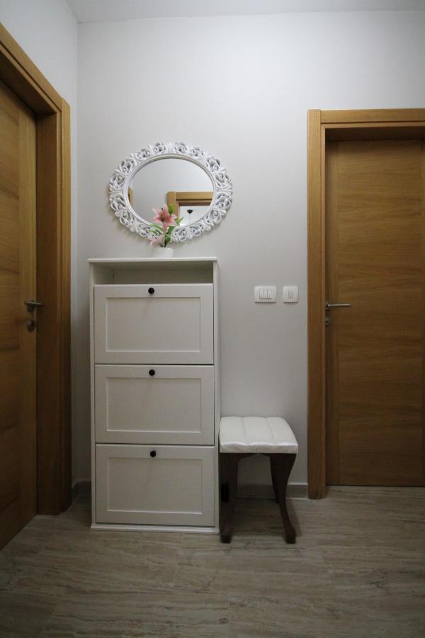 Appartement Laki à Tivat Extérieur photo